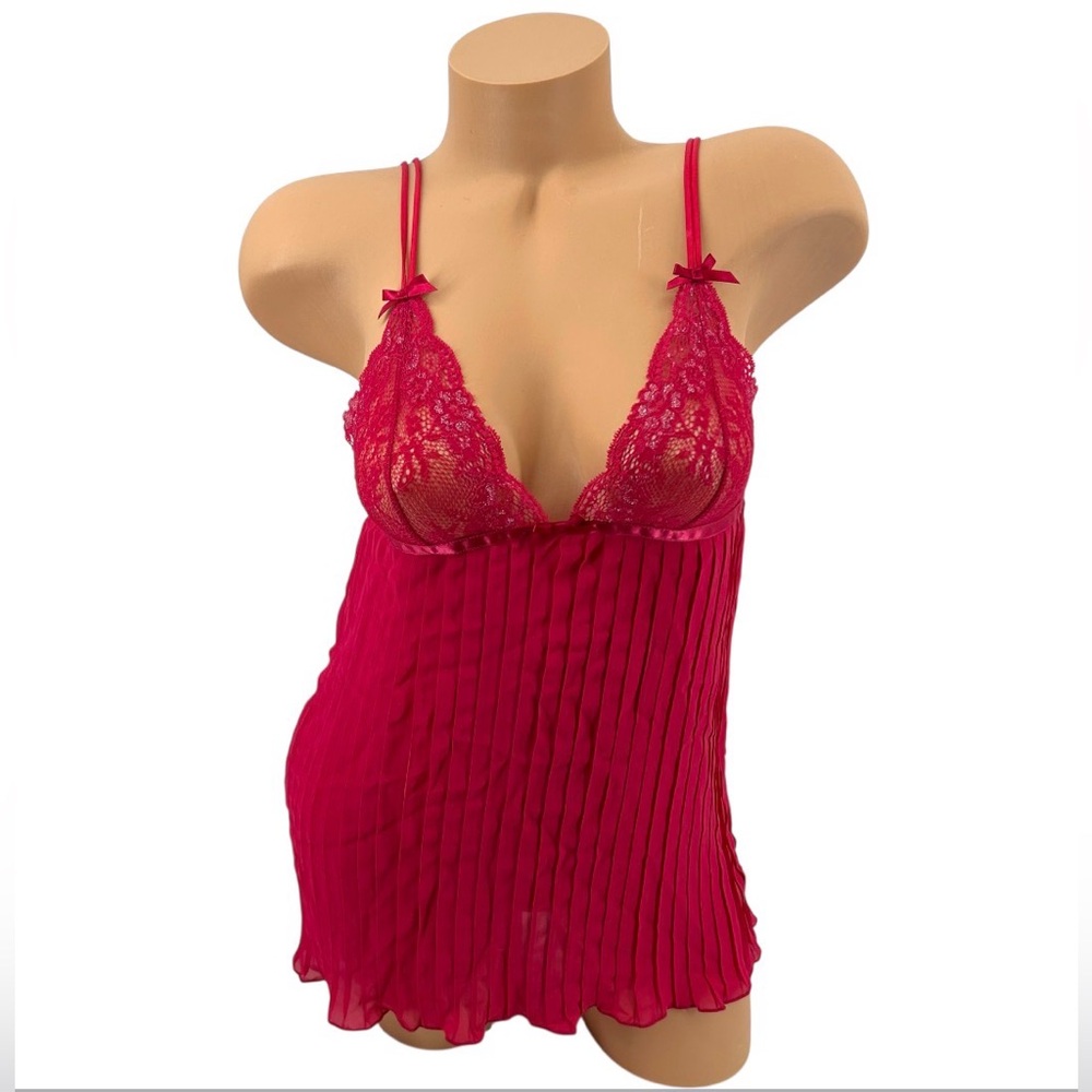 NWT SAMPLE Victoria’s Secret Babydoll in Sweet Cherry Size Small NEW